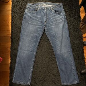 Levi’s 559 jeans